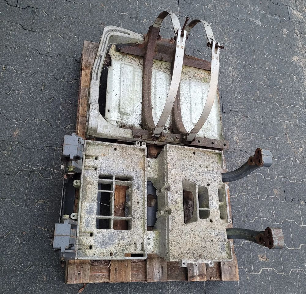 MOCOWANIE KATALIZATORA ,BATERII VOLVO FH13 ORYGINAŁ CHWALIM116 - Body and exterior for Truck: picture 1 MOCOWANIE KATALIZATORA ,BATERII VOLVO FH13 ORYGINAŁ CHWALIM116 - Body and exterior for Truck: picture 1