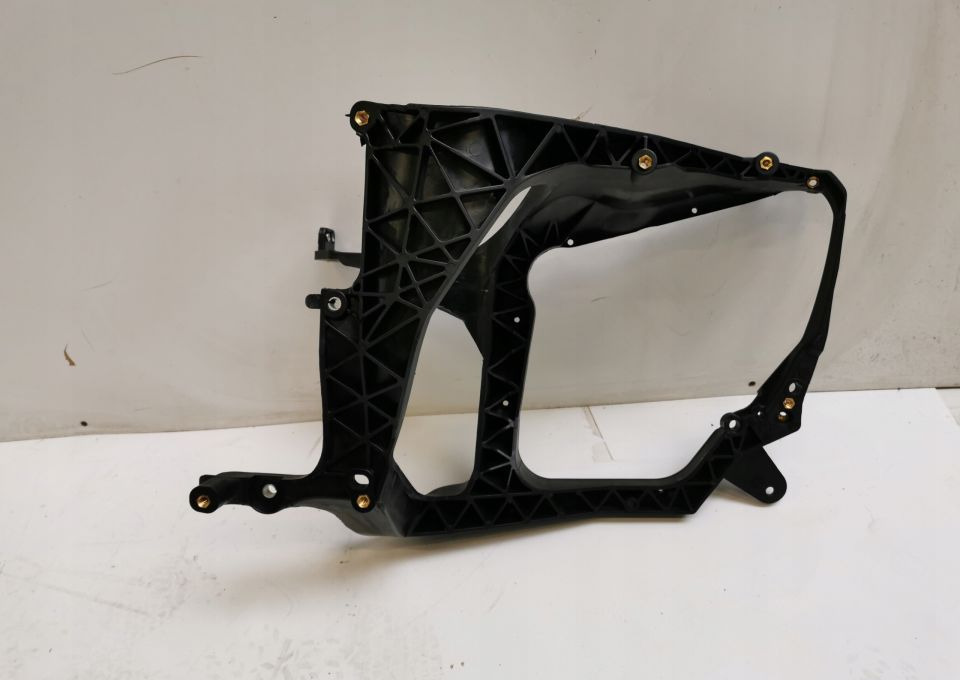 MOCOWANIE LAMPY PAJĄK DAF CF LH. E6. NOWY 2107374 - Body and exterior for Truck: picture 1 MOCOWANIE LAMPY PAJĄK DAF CF LH. E6. NOWY 2107374 - Body and exterior for Truck: picture 1