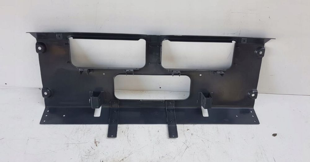 POSZYCIA ZDERZAK IVECO EUROTAKKER TRAKER ŚRODEK - Bumper for Truck: picture 2 POSZYCIA ZDERZAK IVECO EUROTAKKER TRAKER ŚRODEK - Bumper for Truck: picture 2