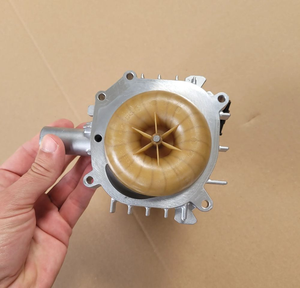 SILNIK DMUCHAWY WEBASTA 9019918C NOWY ORYGINAŁ CHWALIM116 - Heating/ Ventilation for Truck: picture 2 SILNIK DMUCHAWY WEBASTA 9019918C NOWY ORYGINAŁ CHWALIM116 - Heating/ Ventilation for Truck: picture 2