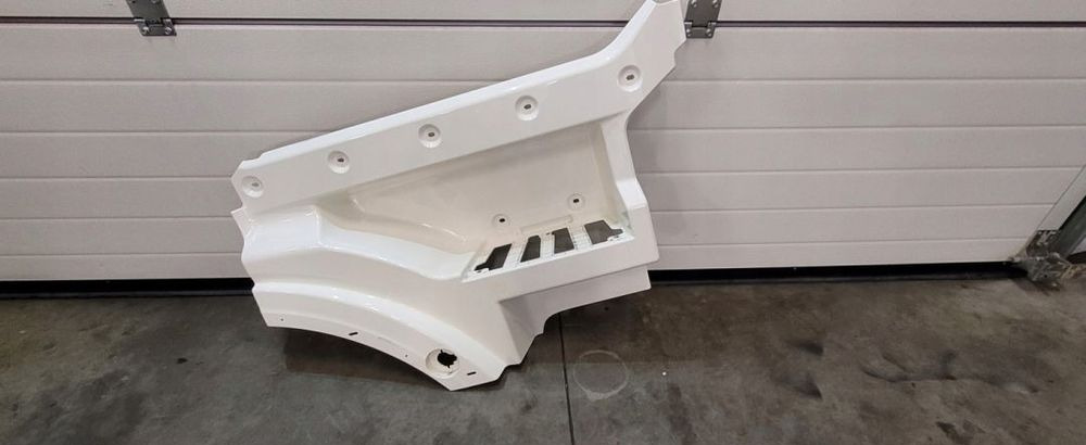 STOPNICA MAN TGX E6 NM 81.61520-0082 RH - Footstep for Truck: picture 1 STOPNICA MAN TGX E6 NM 81.61520-0082 RH - Footstep for Truck: picture 1