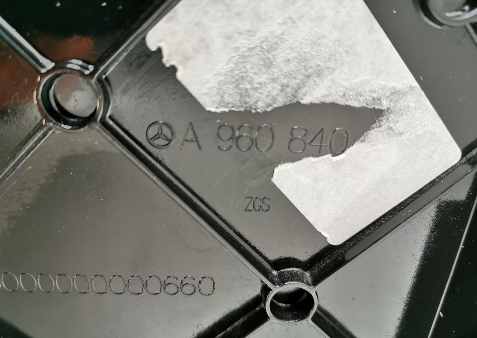 Schowek na lodówkę MERCEDES ANTOS AROX MP4 - Cab and interior for Truck: picture 3 Schowek na lodówkę MERCEDES ANTOS AROX MP4 - Cab and interior for Truck: picture 3