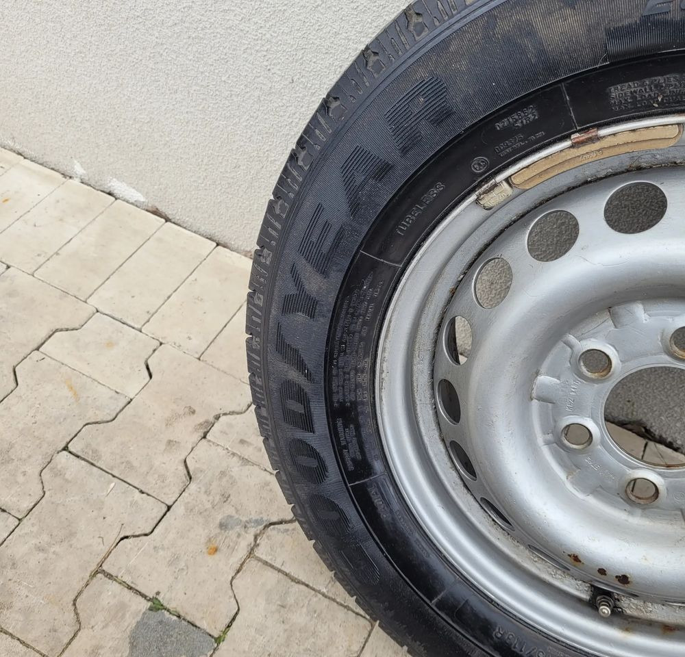 ZAPAS KOLO SPRINTER CRAFTER 235/65 R16C GOODYEAR - Wheel and tire package for Commercial vehicle: picture 4 ZAPAS KOLO SPRINTER CRAFTER 235/65 R16C GOODYEAR - Wheel and tire package for Commercial vehicle: picture 4