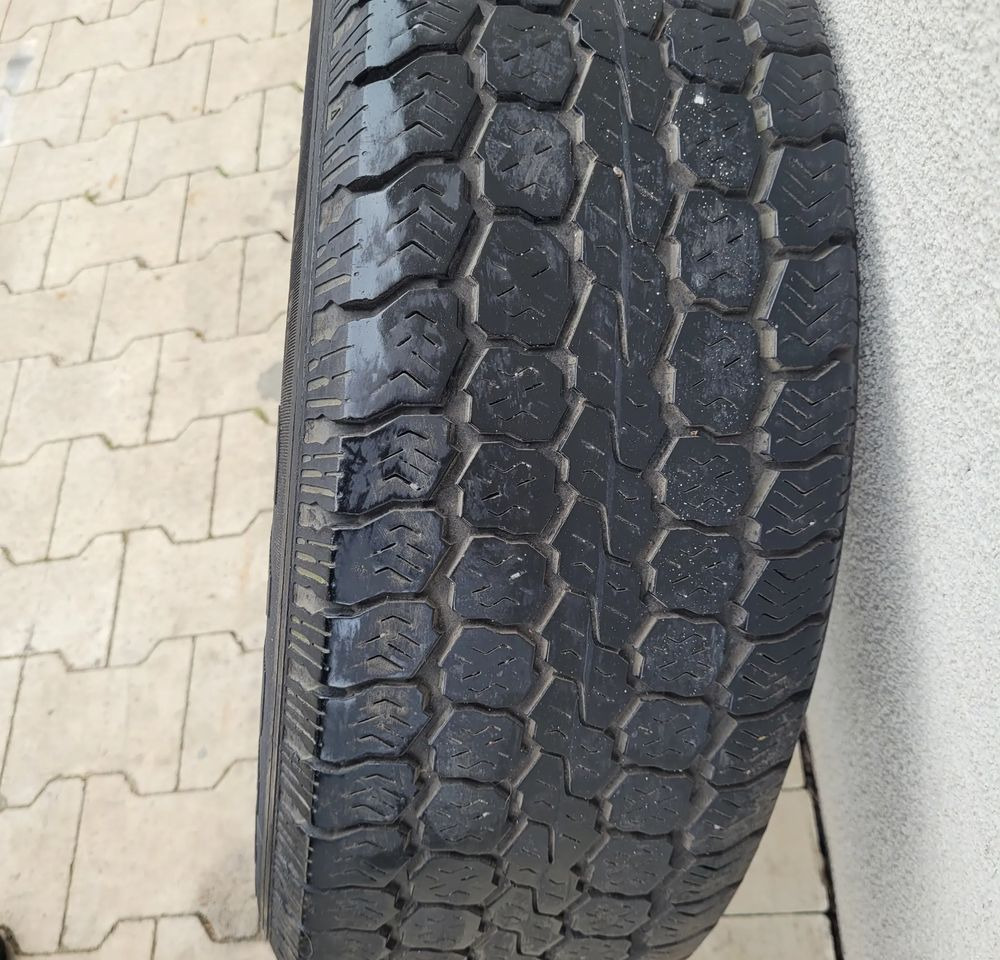 ZAPAS KOLO SPRINTER CRAFTER 235/65 R16C GOODYEAR - Wheel and tire package for Commercial vehicle: picture 3 ZAPAS KOLO SPRINTER CRAFTER 235/65 R16C GOODYEAR - Wheel and tire package for Commercial vehicle: picture 3
