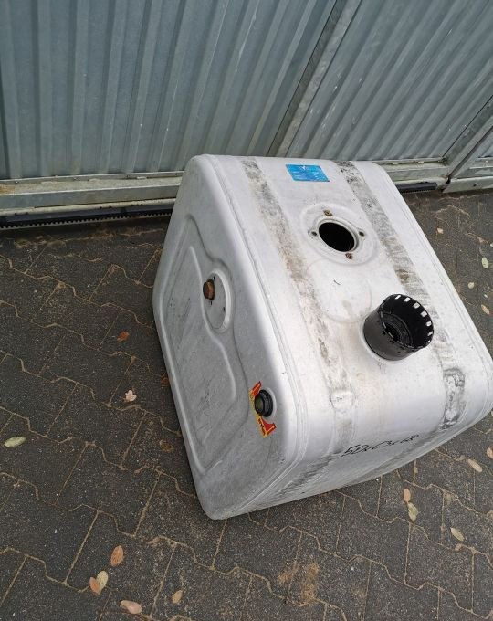 ZBIORNIK OLEJU HYVA OM 14018231 - Hydraulic tank for Truck: picture 3 ZBIORNIK OLEJU HYVA OM 14018231 - Hydraulic tank for Truck: picture 3