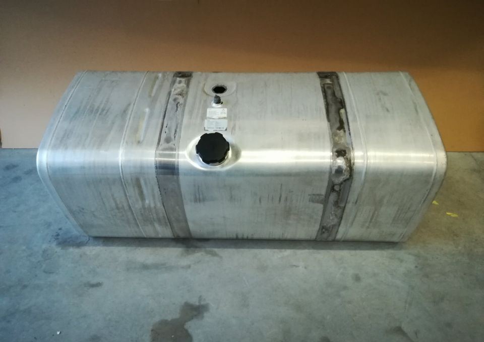 ZBIORNIK PALIWA MAN TGX TGS TGA 600L euro6 - Fuel tank for Truck: picture 1 ZBIORNIK PALIWA MAN TGX TGS TGA 600L euro6 - Fuel tank for Truck: picture 1