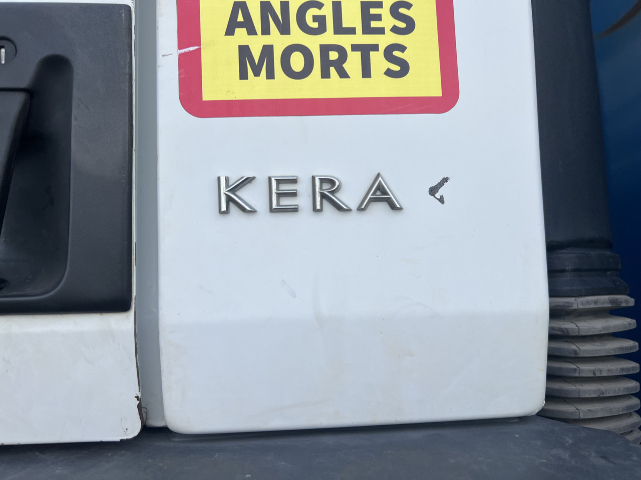 Renault kerax  - Crane truck: picture 4 Renault kerax  - Crane truck: picture 4