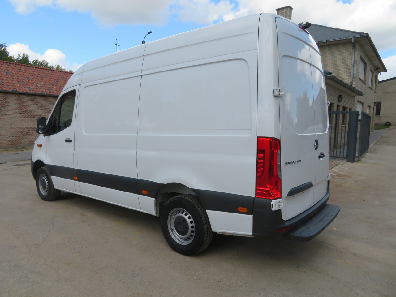 Mercedes-Benz Sprinter 317cdi - A2H2 - Commercial vehicle: picture 5 Mercedes-Benz Sprinter 317cdi - A2H2 - Commercial vehicle: picture 5
