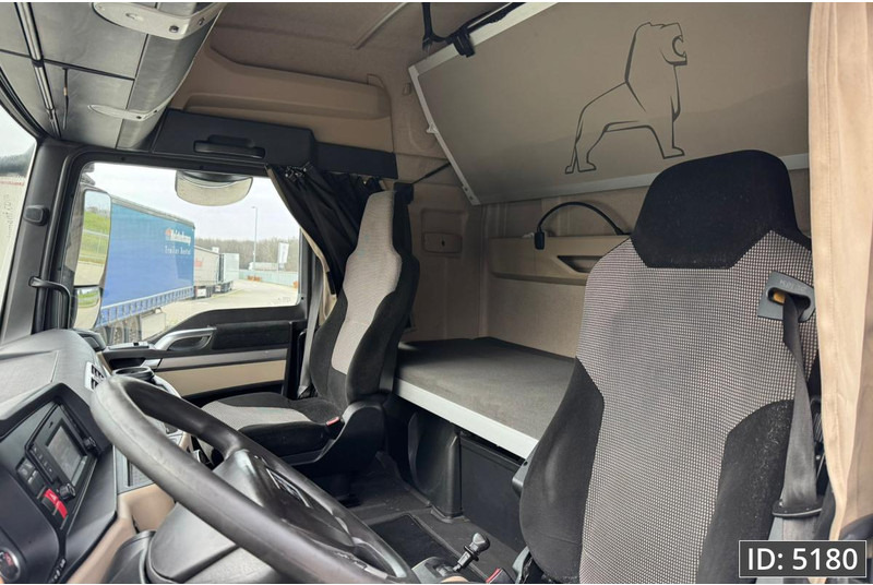 Tractor unit MAN TGX 18.460 XLX, Euro 6, Mega / Retarder, Intarder: picture 6 Tractor unit MAN TGX 18.460 XLX, Euro 6, Mega / Retarder, Intarder: picture 6