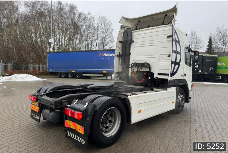 Volvo FM 380 Globetrotter, Euro 5, / Automatic / NL Truck - Tractor unit: picture 3 Volvo FM 380 Globetrotter, Euro 5, / Automatic / NL Truck - Tractor unit: picture 3
