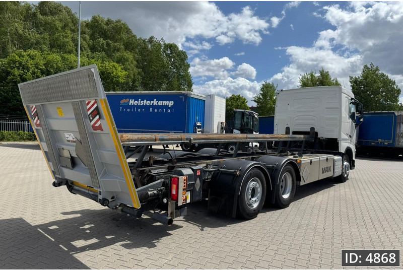 Volvo FH 500 Globetrotter, Euro 6, / 6x2 / Hydraulic body / frame 7.4 m / Tail lift - Container transporter/ Swap body truck: picture 3 Volvo FH 500 Globetrotter, Euro 6, / 6x2 / Hydraulic body / frame 7.4 m / Tail lift - Container transporter/ Swap body truck: picture 3