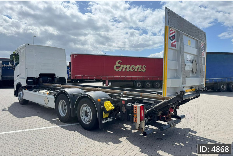 Volvo FH 500 Globetrotter, Euro 6, / 6x2 / Hydraulic body / frame 7.4 m / Tail lift - Container transporter/ Swap body truck: picture 2 Volvo FH 500 Globetrotter, Euro 6, / 6x2 / Hydraulic body / frame 7.4 m / Tail lift - Container transporter/ Swap body truck: picture 2