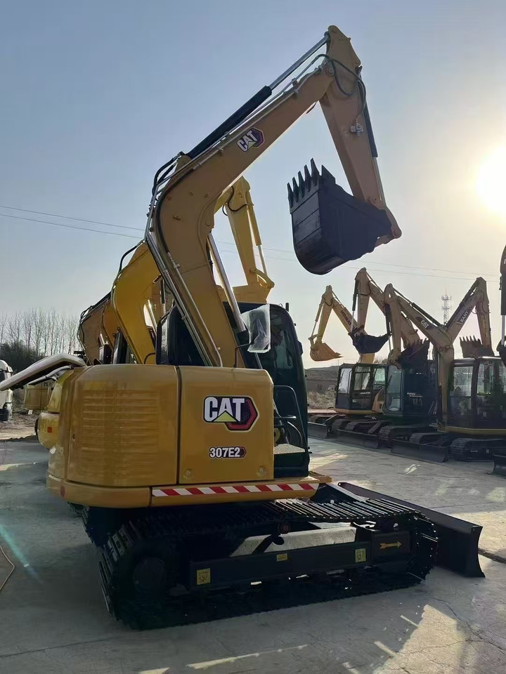CAT 307E2 - Crawler excavator: picture 2 CAT 307E2 - Crawler excavator: picture 2