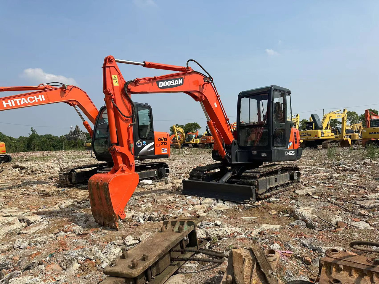 Mini excavator Doosan DH55 Mini Excavator Click for Discount: picture 6