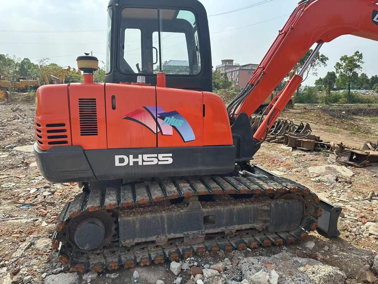 Mini excavator Doosan DH55 Mini Excavator Click for Discount: picture 8