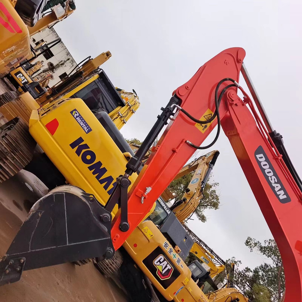 Doosan DX140 Mini Excavator CLick for Discount - Mini excavator: picture 4 Doosan DX140 Mini Excavator CLick for Discount - Mini excavator: picture 4