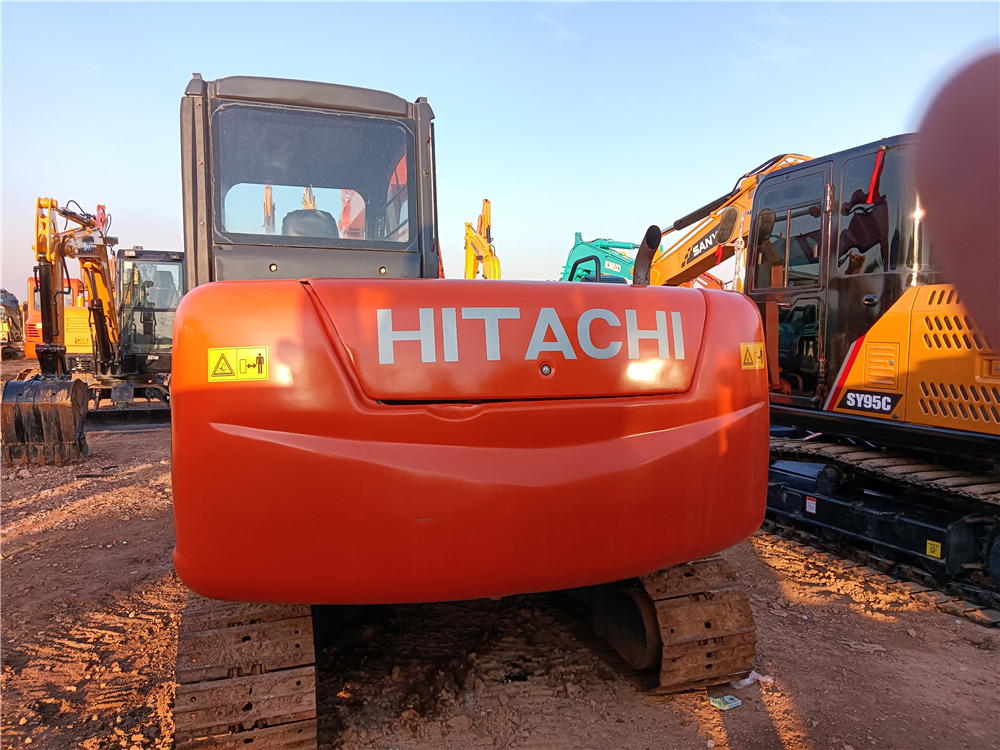 HITACHI ZX60 - Crawler excavator: picture 3 HITACHI ZX60 - Crawler excavator: picture 3