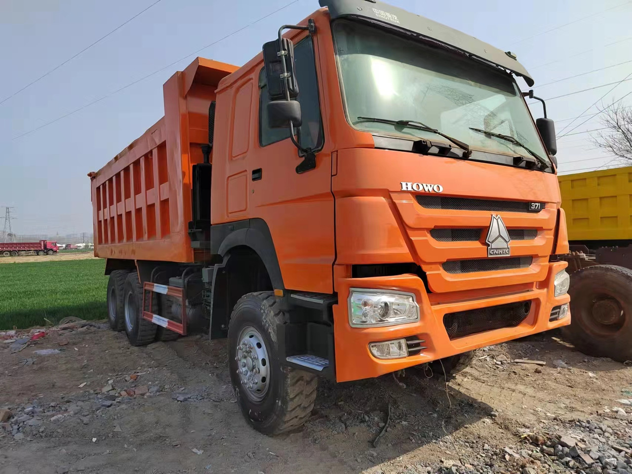 HOWO 371 Dump Truck 6*4 CLick here for Discount - Tipper: picture 1 HOWO 371 Dump Truck 6*4 CLick here for Discount - Tipper: picture 1