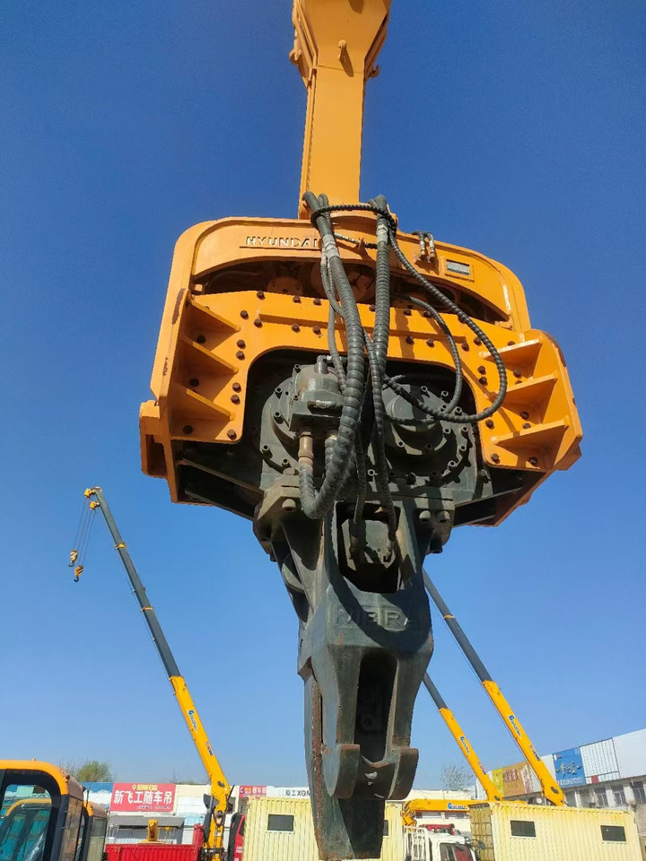 HYUNDAI 395VS Pile Driver Excavator Click for Discount - Excavator: picture 3 HYUNDAI 395VS Pile Driver Excavator Click for Discount - Excavator: picture 3