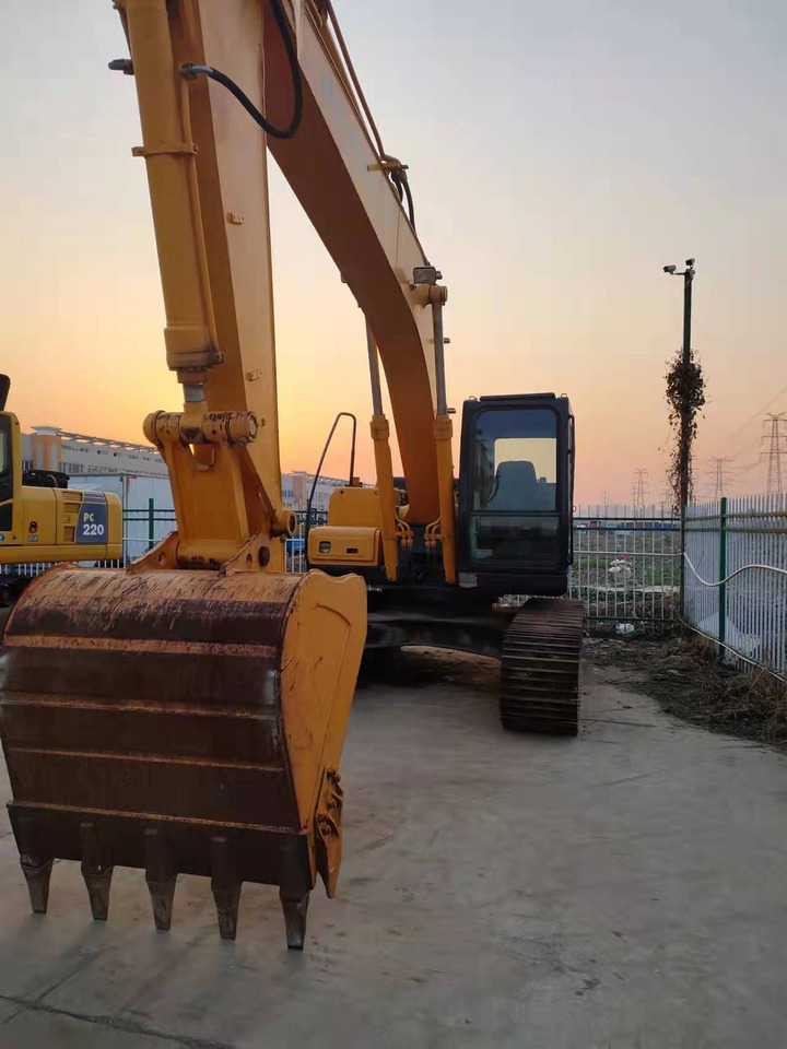 HYUNDAI R225LC-7 - Wheel excavator: picture 2 HYUNDAI R225LC-7 - Wheel excavator: picture 2
