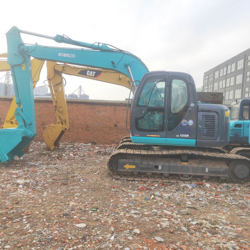 KOBELCO SK135SR - Crawler excavator: picture 2 KOBELCO SK135SR - Crawler excavator: picture 2