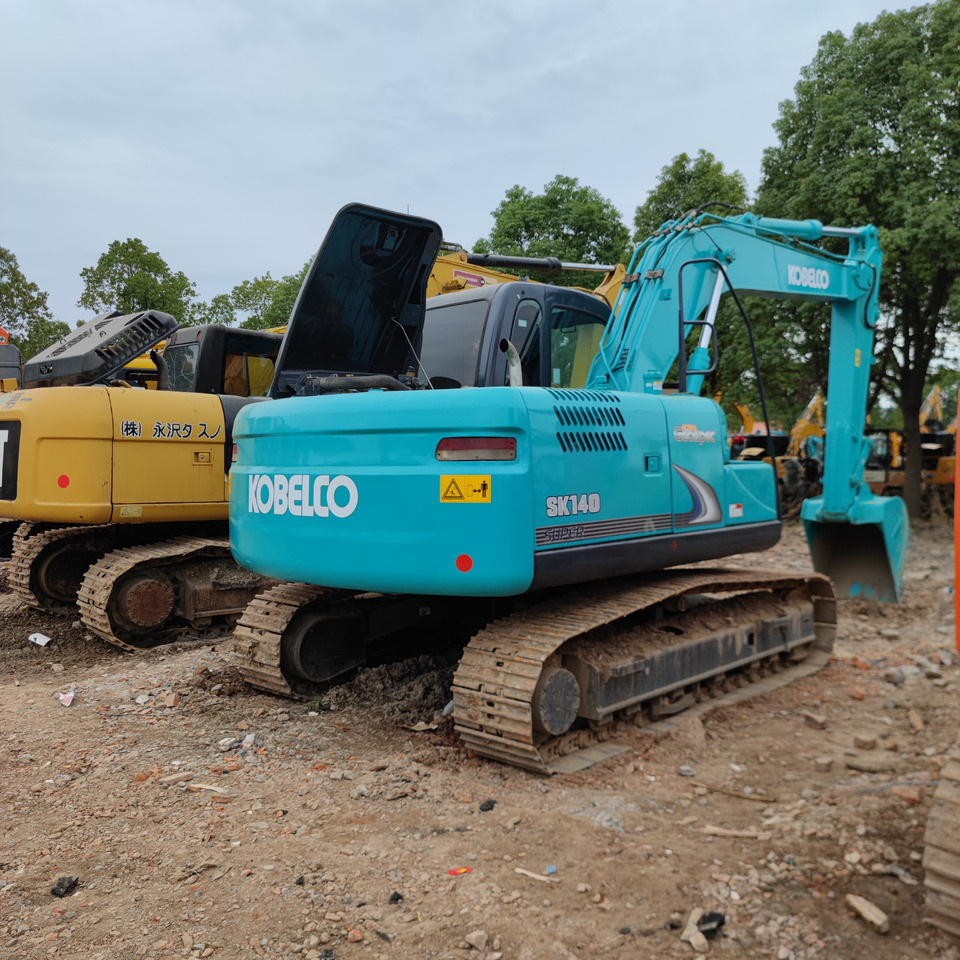 KOBELCO SK140 - Crawler excavator: picture 3 KOBELCO SK140 - Crawler excavator: picture 3