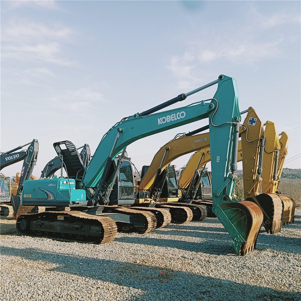 KOBELCO SK210 - Crawler excavator: picture 2 KOBELCO SK210 - Crawler excavator: picture 2