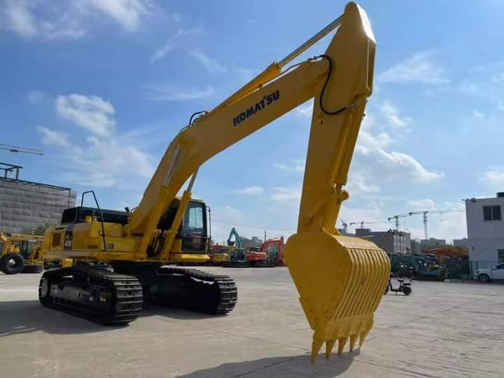 KOMATSU Crawler Excavator PC400-8 for Sale - Crawler excavator: picture 2 KOMATSU Crawler Excavator PC400-8 for Sale - Crawler excavator: picture 2