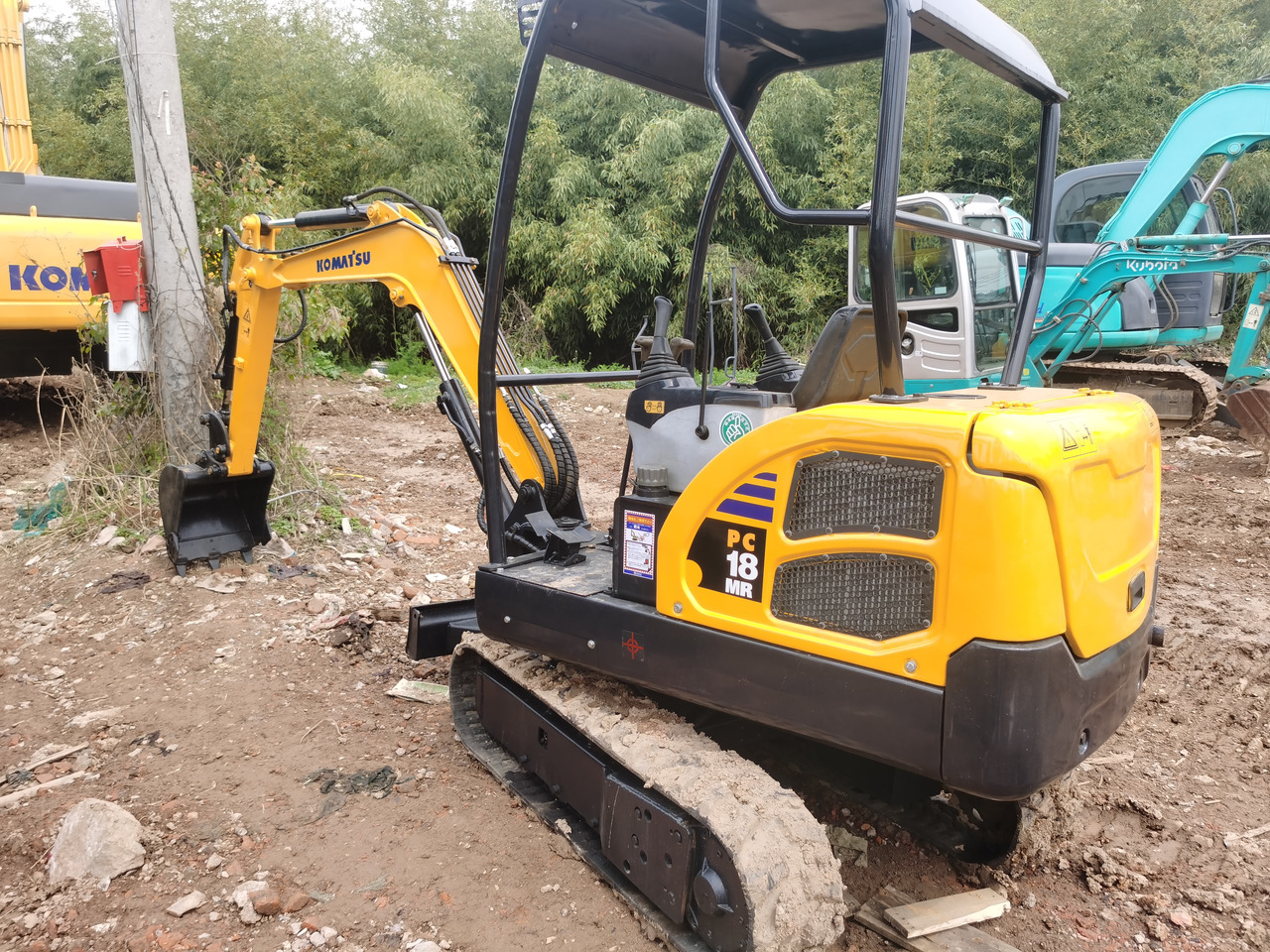 Komatsu PC18MR - Crawler excavator: picture 1 Komatsu PC18MR - Crawler excavator: picture 1