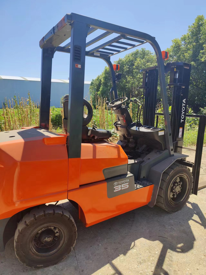 TOYOTA FD35 Forklift 3.5Ton Click for Discount - Diesel forklift: picture 3 TOYOTA FD35 Forklift 3.5Ton Click for Discount - Diesel forklift: picture 3