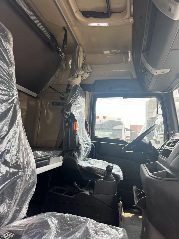 Tractor unit SHACMAN Truck Unit G7 4*2 Click Here for Discount: picture 8