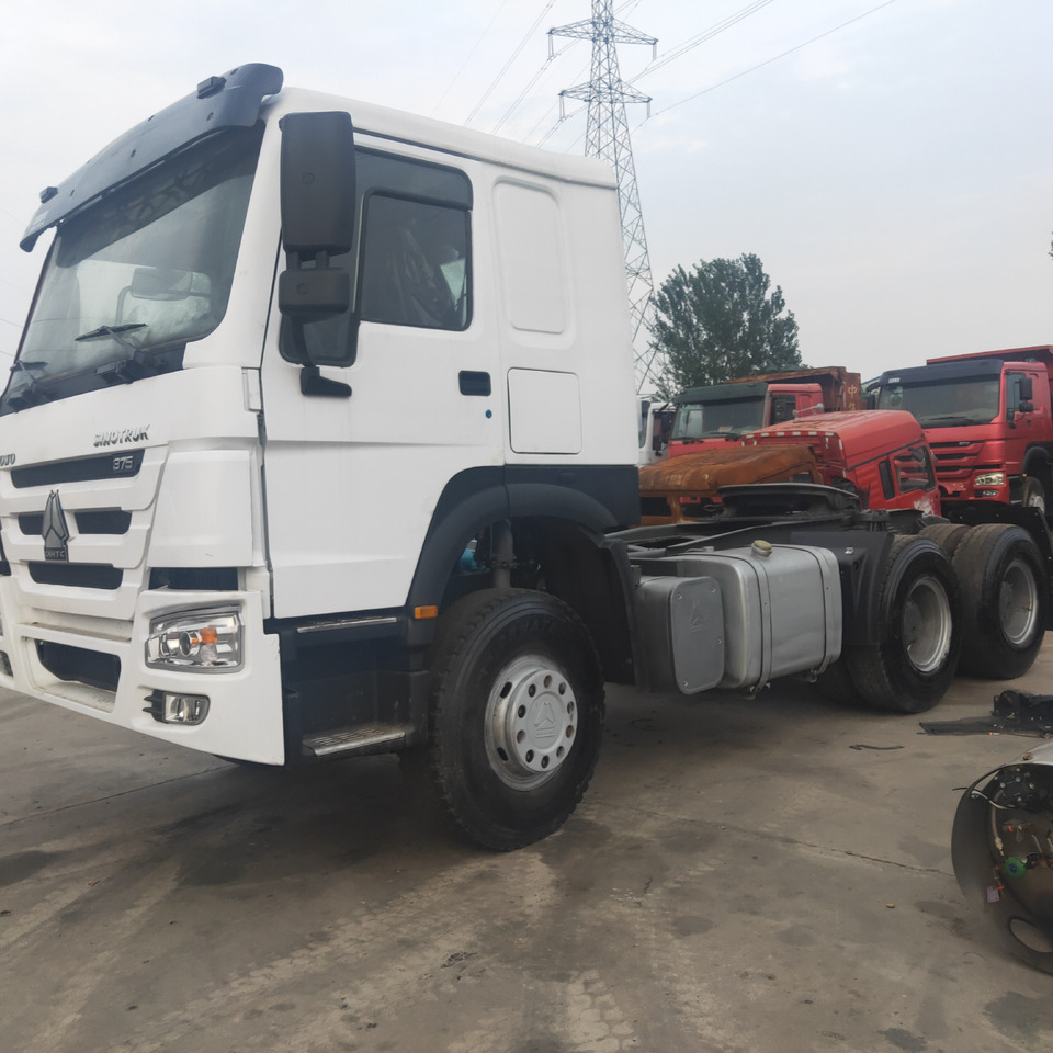 SINOTRUK HOWO375 - Tractor unit: picture 1 SINOTRUK HOWO375 - Tractor unit: picture 1