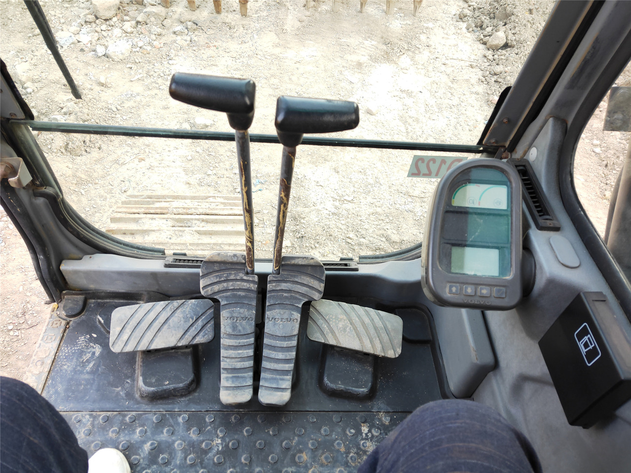 Crawler excavator VOLVO Crawler Excavator EC360B: picture 11