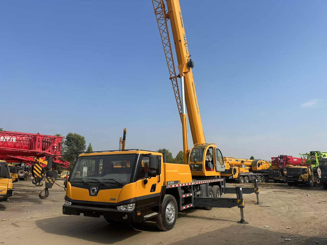 XCMG Crane QY25K5D Good Condition - All terrain crane: picture 1 XCMG Crane QY25K5D Good Condition - All terrain crane: picture 1