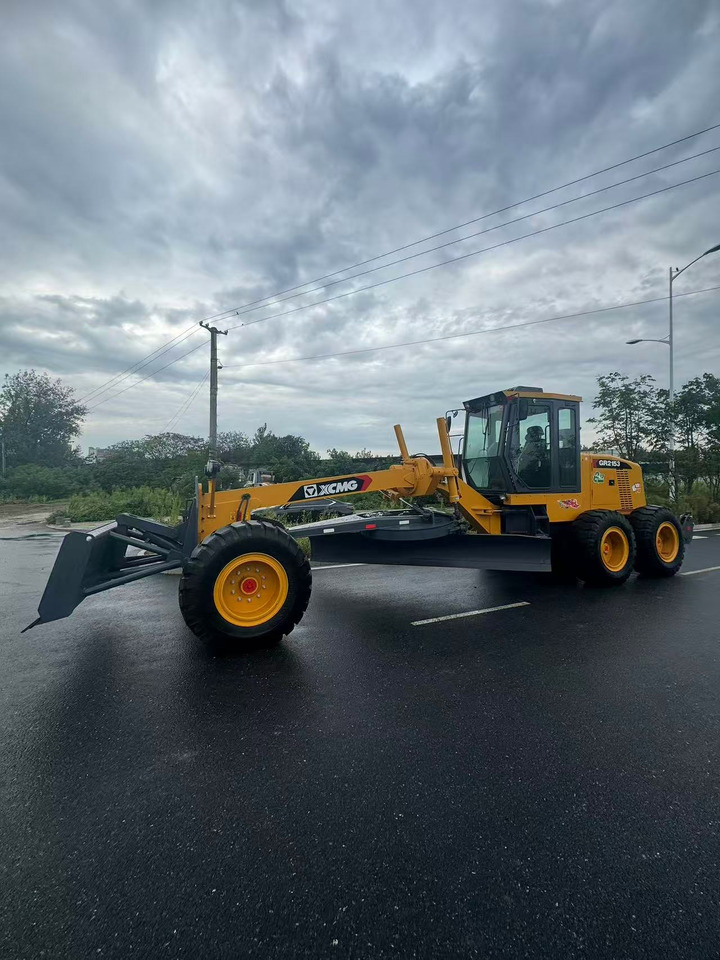 XCMG GR2153 Grader - Grader: picture 1 XCMG GR2153 Grader - Grader: picture 1