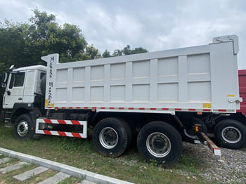 SHACMAN Shacman Dump Tipper Truck F3000 for Sale in Africa - Tipper: picture 2 SHACMAN Shacman Dump Tipper Truck F3000 for Sale in Africa - Tipper: picture 2