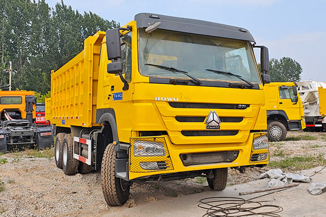 SINOTRUK Used Sinotruk Howo 371 Dump Trucks for Sale in Jamaica - Tipper: picture 1 SINOTRUK Used Sinotruk Howo 371 Dump Trucks for Sale in Jamaica - Tipper: picture 1