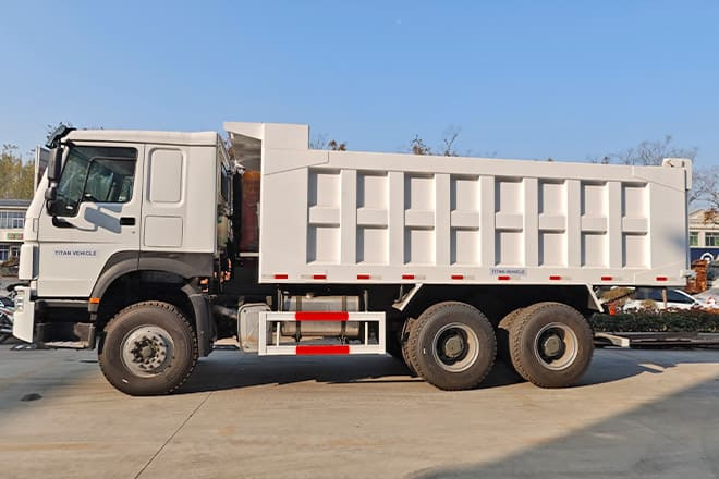 SINOTRUK Used Sinotruk Howo 380 Dump Truck for Sale in Costa Rica - Tipper: picture 4 SINOTRUK Used Sinotruk Howo 380 Dump Truck for Sale in Costa Rica - Tipper: picture 4