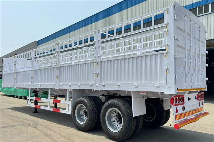 TITAN 2 Axle 60 Ton Fence Stake Semi Trailer for Sale in Ghana - Livestock semi-trailer: picture 3 TITAN 2 Axle 60 Ton Fence Stake Semi Trailer for Sale in Ghana - Livestock semi-trailer: picture 3