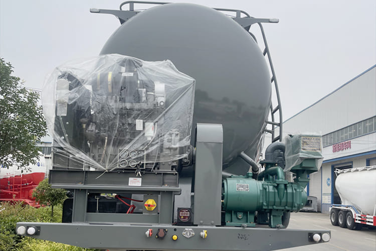 TITAN 3 Axle 40 CBM Powder Cement Tanker Semi Trailer for Sale Specification - Silo semi-trailer: picture 5 TITAN 3 Axle 40 CBM Powder Cement Tanker Semi Trailer for Sale Specification - Silo semi-trailer: picture 5