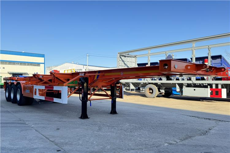 TITAN Tri Axle Skeletal Trailer for Sale In Uganda - Chassis semi-trailer: picture 1 TITAN Tri Axle Skeletal Trailer for Sale In Uganda - Chassis semi-trailer: picture 1