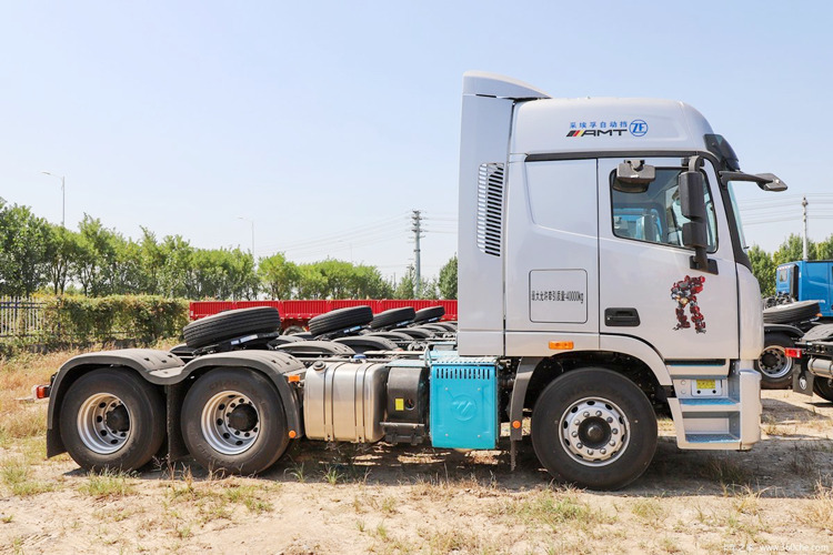 FOTON Foton 6x4 Tractor Head for Sale in Tanzania - Tractor unit: picture 3 FOTON Foton 6x4 Tractor Head for Sale in Tanzania - Tractor unit: picture 3