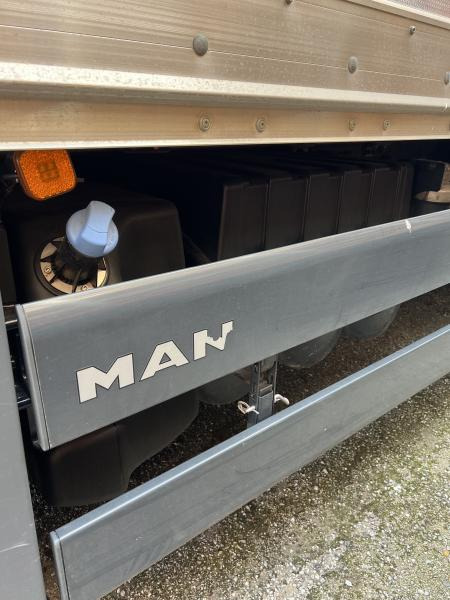 Box truck MAN TGS 26.440: picture 21