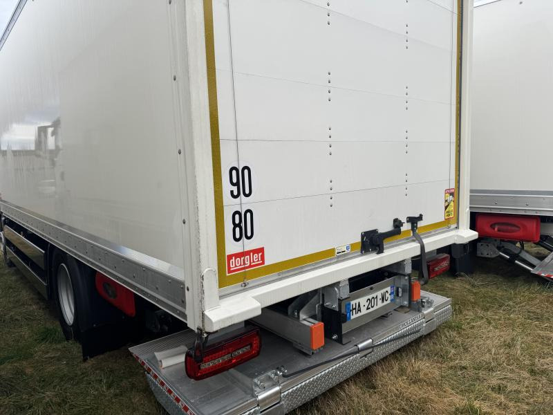 MAN TGS - Box truck: picture 2 MAN TGS - Box truck: picture 2