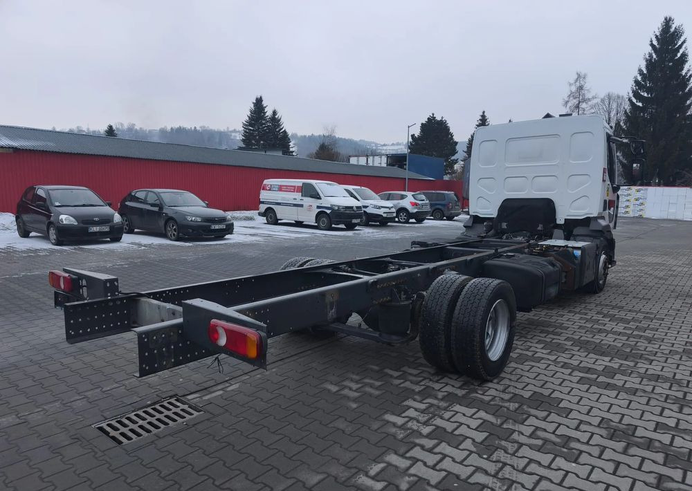 Renault Gama D 12.250 rama do zabudowy poduszka klima - Cab chassis truck: picture 5 Renault Gama D 12.250 rama do zabudowy poduszka klima - Cab chassis truck: picture 5