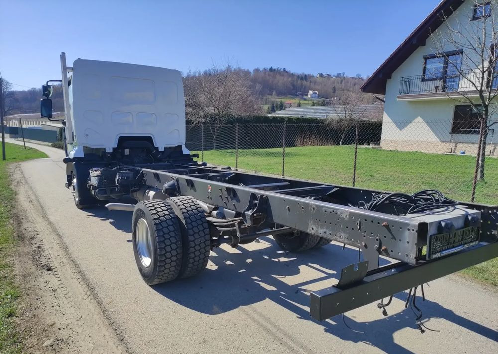 Renault Gama Midlum DXI 12.180 rama do zabudowy - Cab chassis truck: picture 2 Renault Gama Midlum DXI 12.180 rama do zabudowy - Cab chassis truck: picture 2