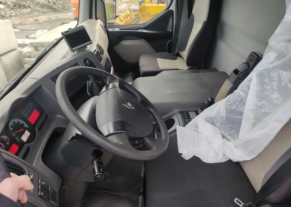 Renault Premium 26.380 Dxi  6x2 rama do zabudowy leasing Renault Premium 26.380 Dxi  6x2 rama do zabudowy: picture 6