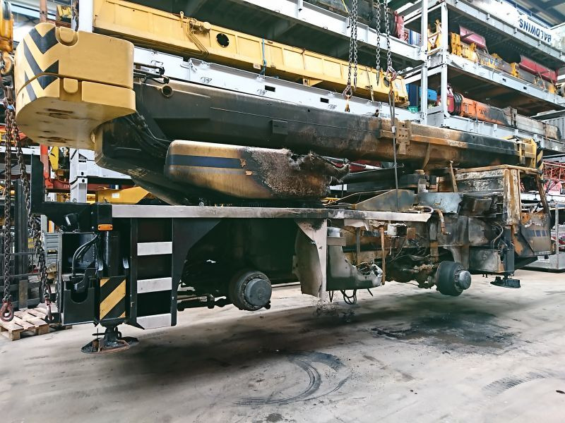 Terex 400 ATT for parts - Mobile crane: picture 2 Terex 400 ATT for parts - Mobile crane: picture 2