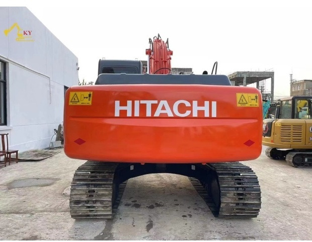 Crawler excavator 2022 Hitachi ZX210: picture 6