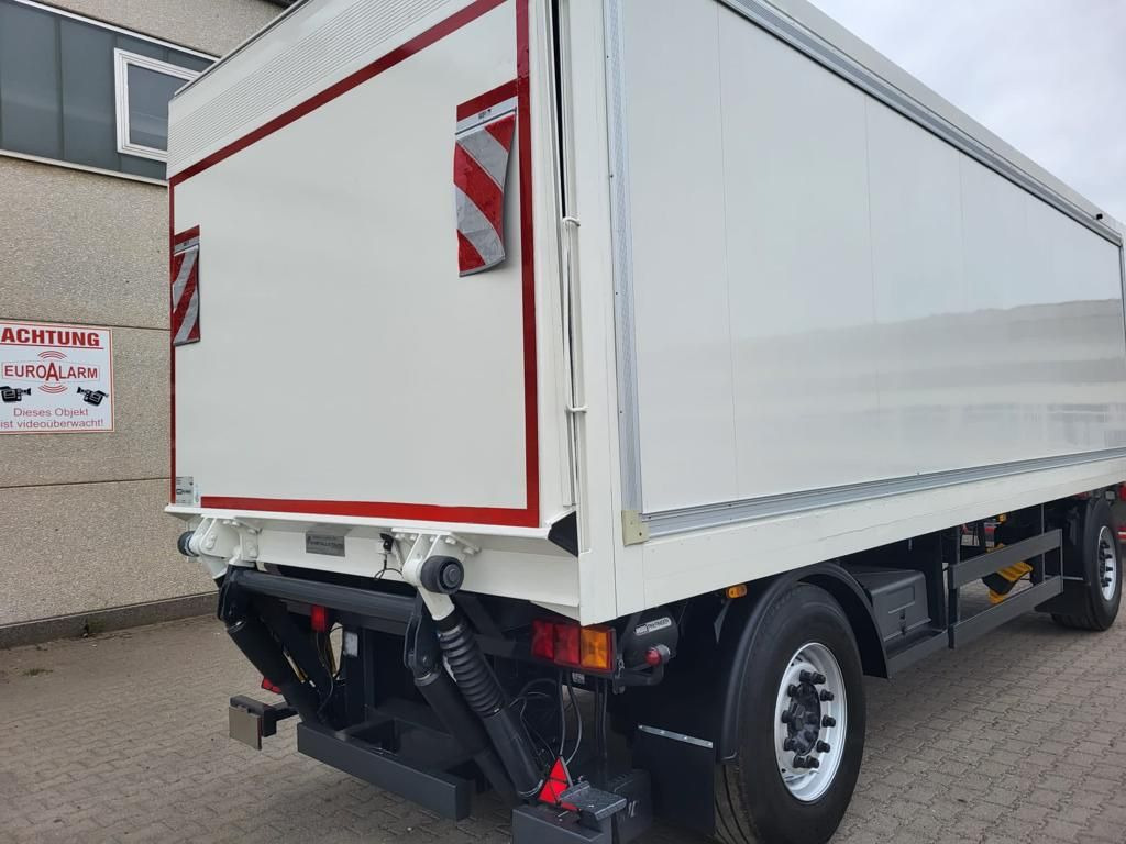 Diversen Durchladbarer Drehschemel Anhänger mit großer La - Closed box trailer: picture 3 Diversen Durchladbarer Drehschemel Anhänger mit großer La - Closed box trailer: picture 3